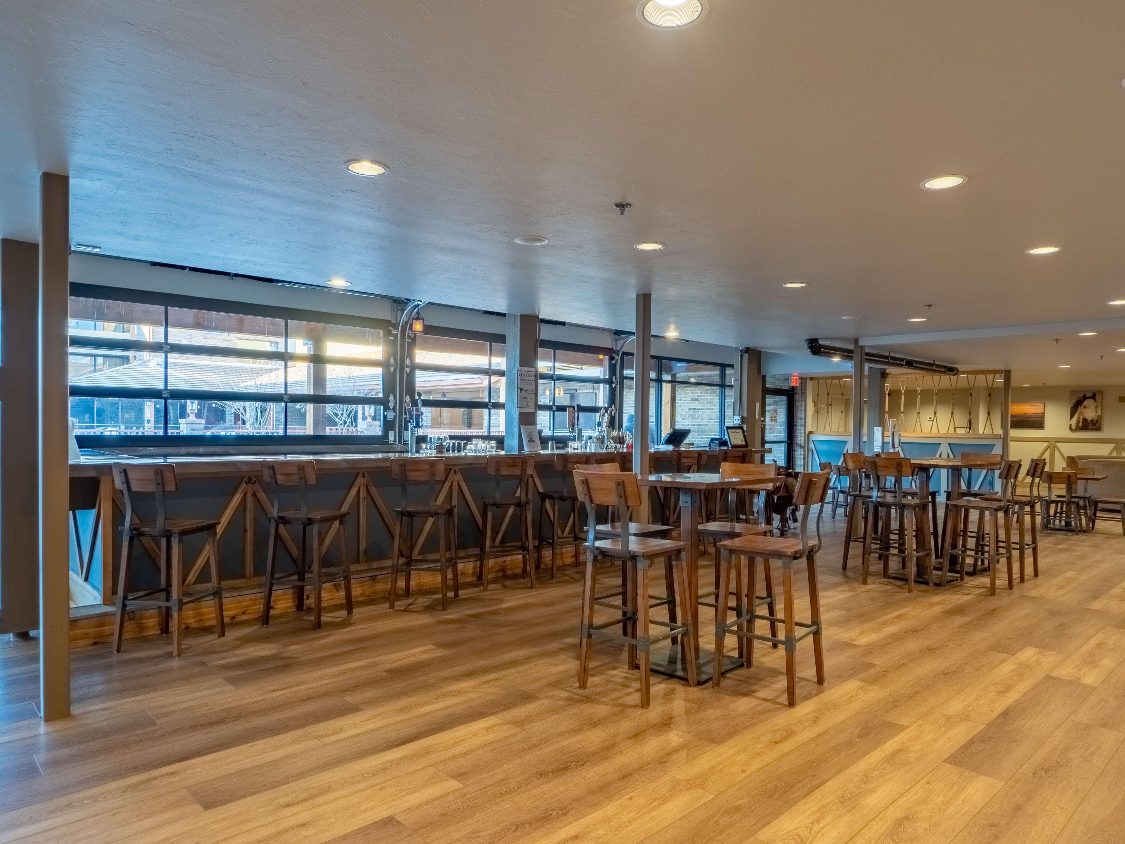 Best Western Plus Saddleback Inn And Conference Center Oklahoma City Eksteriør bilde
