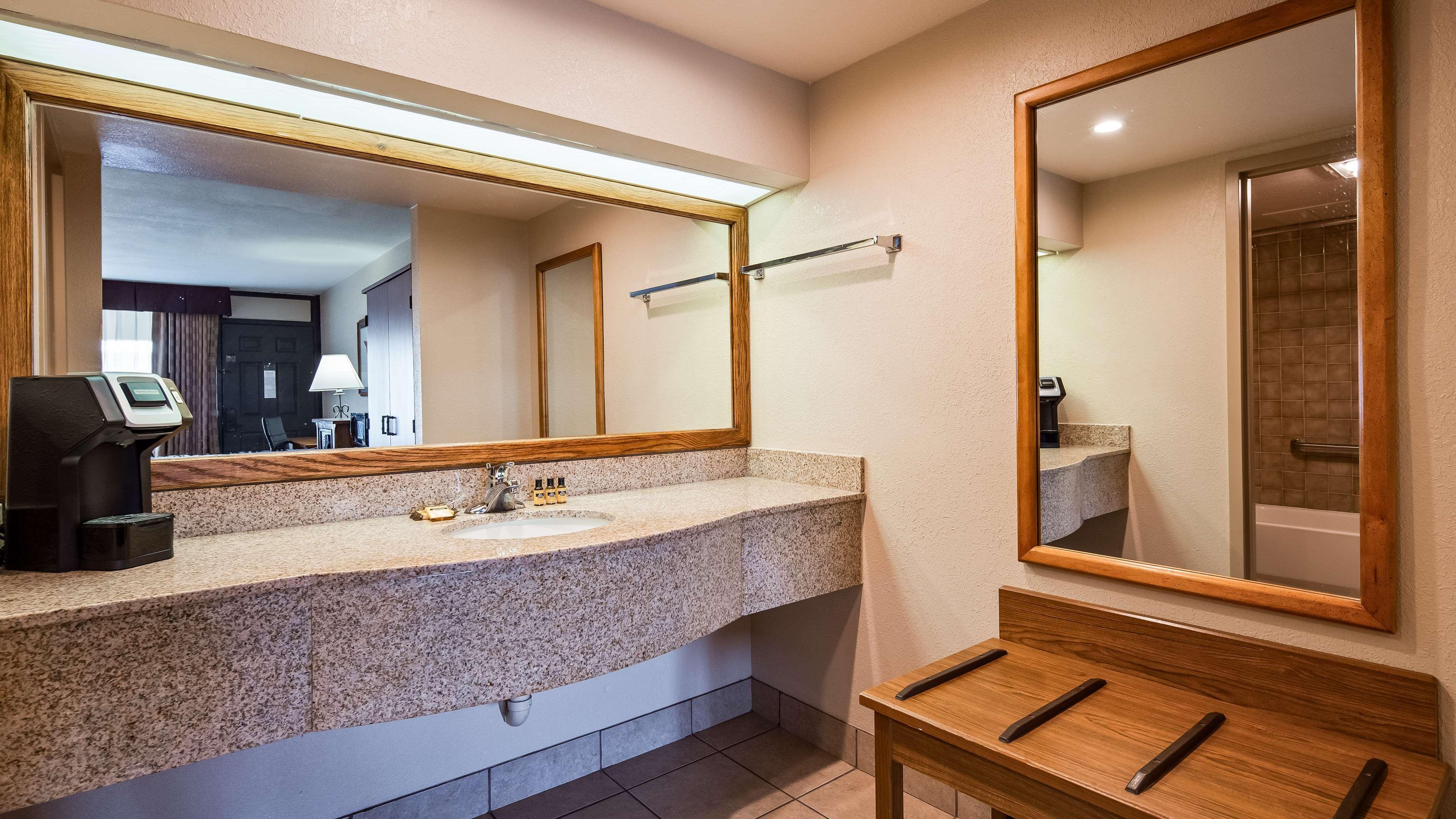 Best Western Plus Saddleback Inn And Conference Center Oklahoma City Eksteriør bilde