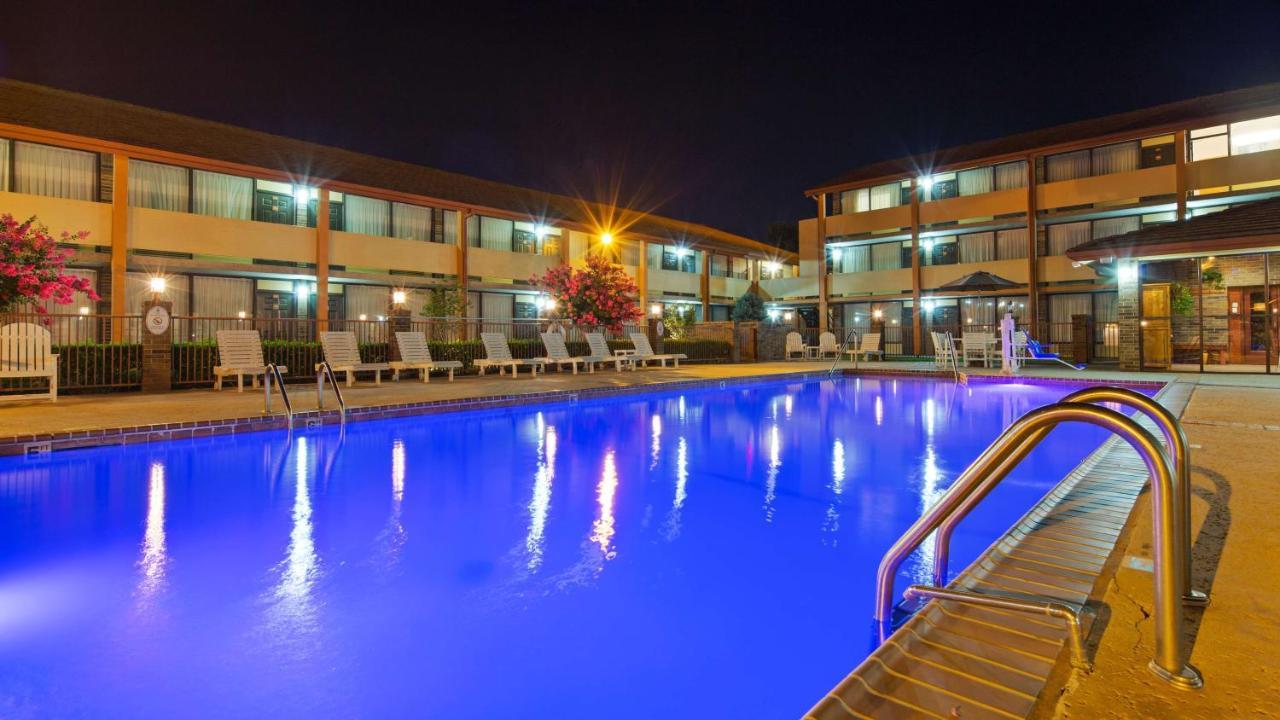 Best Western Plus Saddleback Inn And Conference Center Oklahoma City Eksteriør bilde